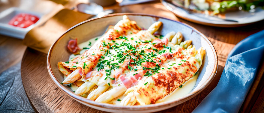 Spargel mit gratinierten Schinkenpfannkuchen