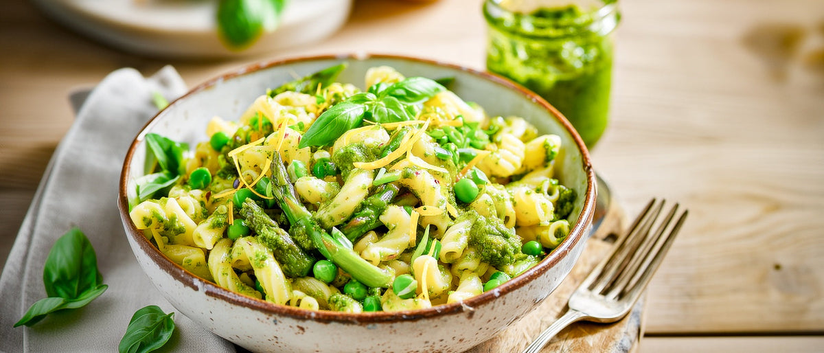 Sommerlicher Nudelsalat mit Erbsenpesto