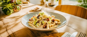 Herzhafte Spätzle-Pfanne „Allgäuer Art“