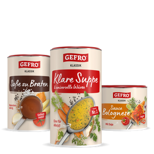 Drei GEFRO Klassik Dosen mit klarer Suppe, Soße zu Braten und veganer Sauce Bolognese vor weißem Hintergrund