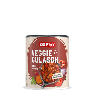 Dose GEFRO Veggie Gulasch mit Abbildung eines veganen Gulaschs und Gemüse auf hellem Hintergrund