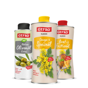 Drei GEFRO Speiseöle in Dosen: Bio Olivenöl Extra, Omega-3 Speiseöl und Brat- & Frittieröl, frontal gezeigt.