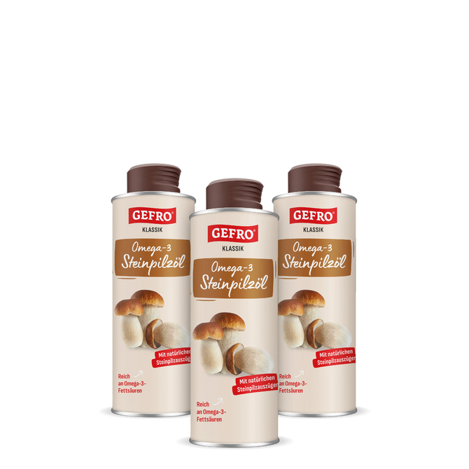 Drei Dosen GEFRO Klassik Omega-3 Steinpilzöl mit braunem Verschluss, freigestellt vor schwarzem Hintergrund