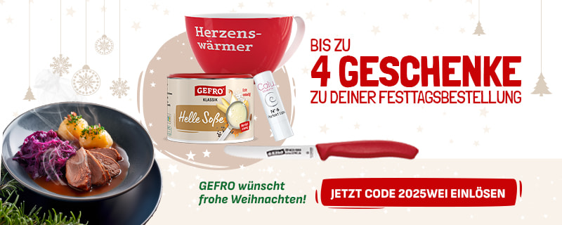 Festlicher GEFRO-Tablet-Banner mit Tellergericht aus Fleisch, Rotkohl und Knödeln links. Rechts daneben sind eine rote „Herzenswärmer“-Tasse, eine Dose „GEFRO Helle Soße“, eine Lippenpflege sowie ein Messer zu sehen. Darüber steht „Bis zu 4 Geschenke zu deiner Festtagsbestellung“. Der Text „GEFRO wünscht frohe Weihnachten!“ und ein roter Button „Jetzt Code 2025WEI einlösen“ runden das Motiv ab.