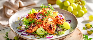 Möhren-Traubensalat mit Fetakäse