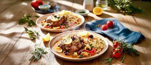 Geschmorte Kalbsschulter mit Zitrone, Oliven und Gemüsereis