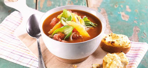 Tomaten-Orangensuppe mit Ricotta-Crostini