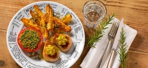 Provenzalische Tomaten mit Schweinemedaillons und Kartoffelschiffchen