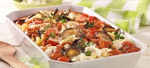 Auberginenpasta mit Ziegenkäse und Kräuterkruste