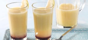Birnen-Honig-Molke mit Holundersaft