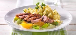 Entenbrust auf Orangen-Lauchgemüse mit Kartoffelstampf