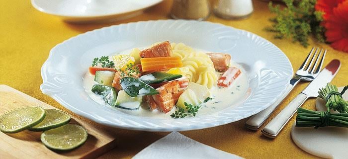 Gemüse Ragout mit Lachs - Rezept | GEFRO