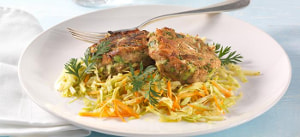 Grünkernbratlinge mit Möhren-Weißkohlsalat