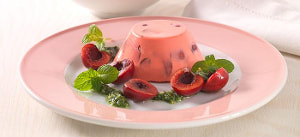 Honig-Kirsch-Pannacotta mit Minzpesto