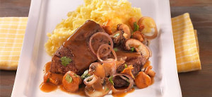 Kalbsleber in Zwiebel-Pilzsoße mit Kartoffelstampf