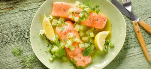 Kräuterkohlrabi mit Lachsfilet