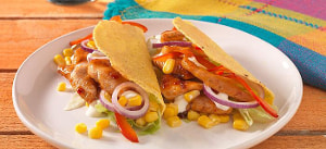 Mexikanische Tacos mit glasierten Hähnchenstreifen