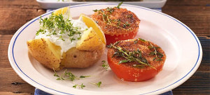 Ofenkartoffeln mit Kressequark und Schmortomaten