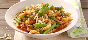 Pasta mit grünen Bohnen und Tomaten