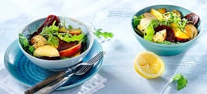 Rote Beete-Salat mit Steinpilzen und Pfirsichen