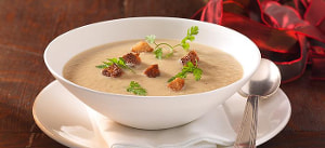 Schwarzwurzel-Pilzcremesuppe mit Zimtcroûtons