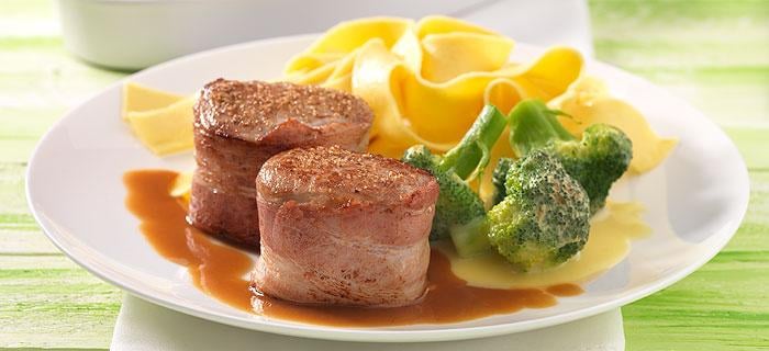 Schweinefilet Im Speckmantel Mit Brokkoligratin Gefro