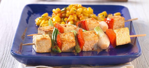 Tofuspieße mit Chili-Honig-Mais