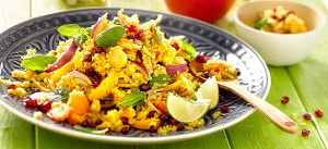 Veganer Bulgur-Gemüsesalat mit Granatapfel